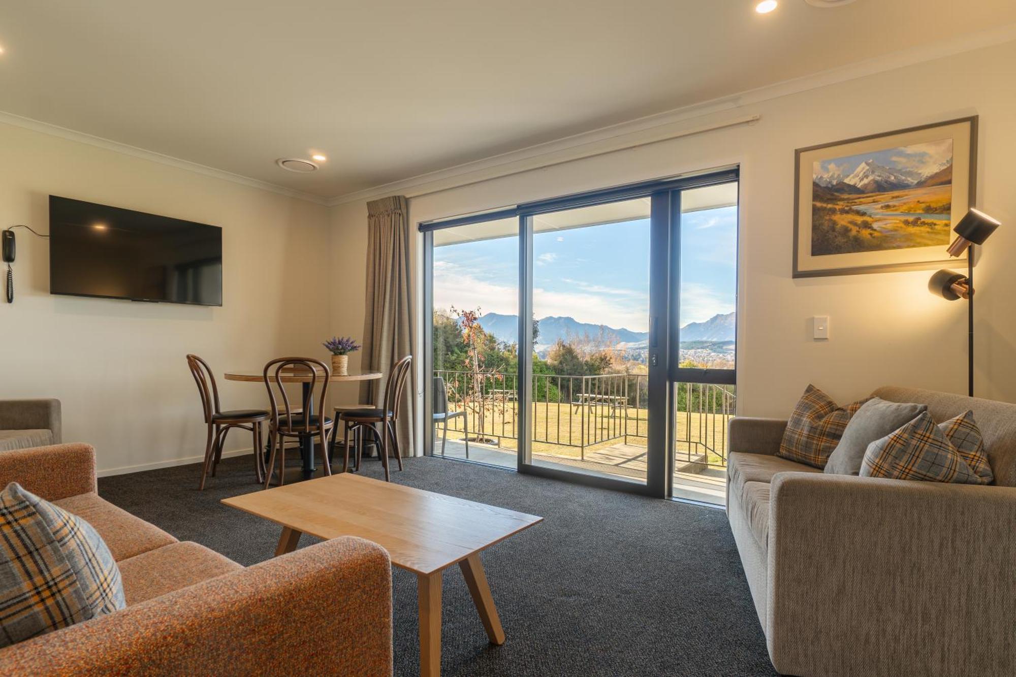 10 Holiday park 4*